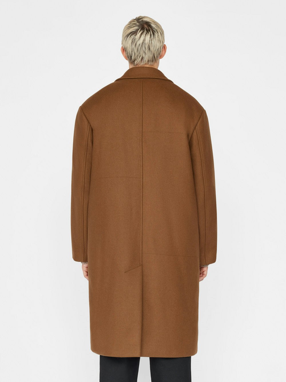 coat back view alt:fit2